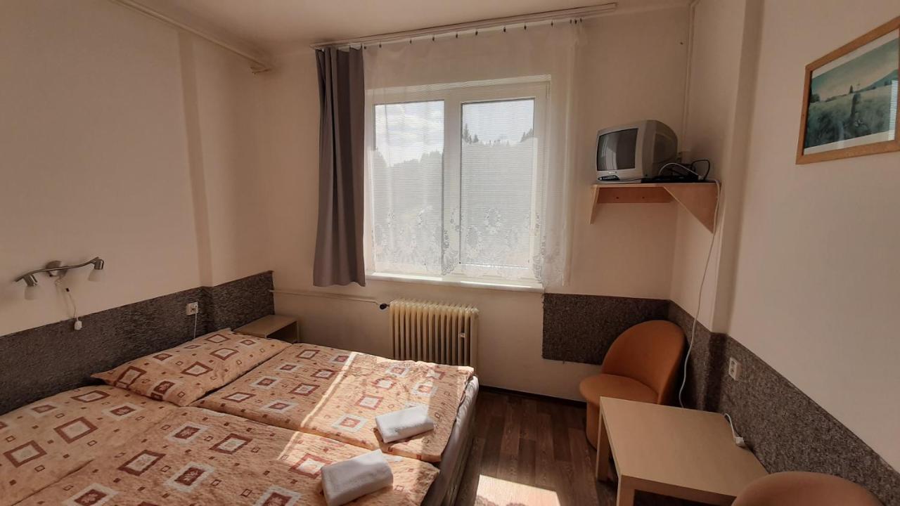 Chata Orovsky Železná Ruda Buitenkant foto